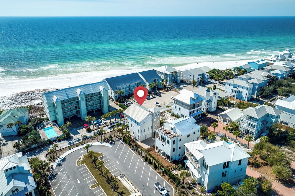 6br/5.5ba ~ Sleeps 20 ~ Perfect for Family Gateway!
