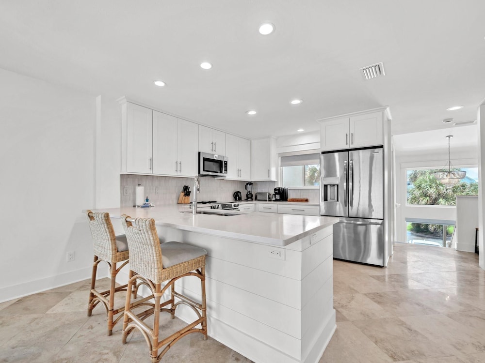 Blue Mountain Beach Villas 5A