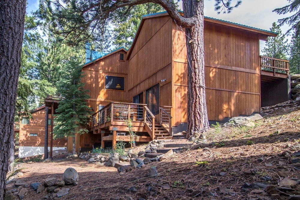 Serventi 3 Bedroom Holiday Home By Tahoe Truckee