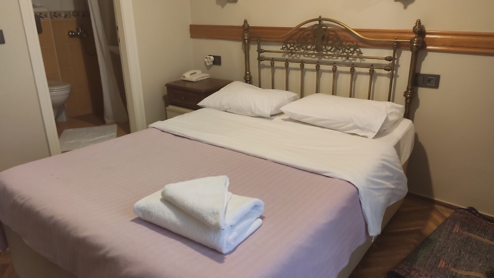 Hotel Turkoman becomes Turkoman Otel. - Image 10