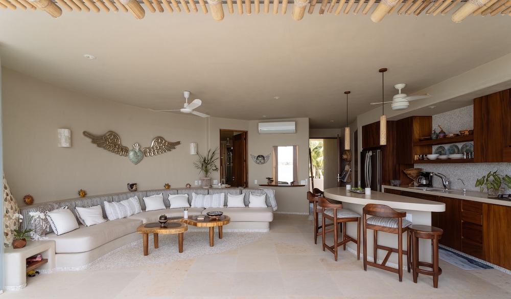 Punta Majahua Condos