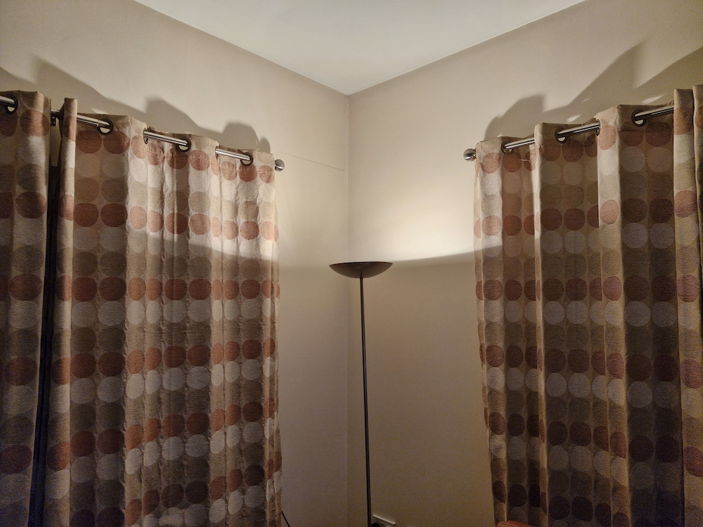 Impeccable 1-bed Apartment in Purfleet