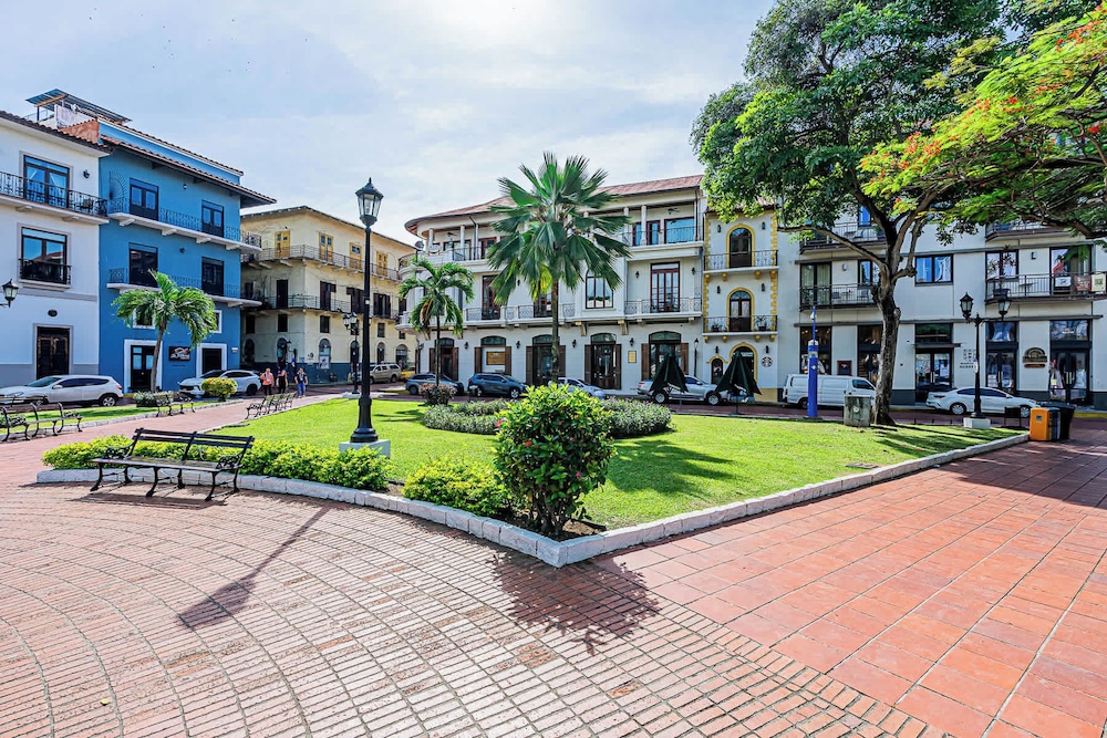 w Grandiose 1BR w Balcony in San Felipe