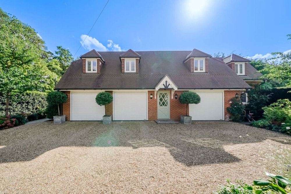April Lodge in Sunningdale