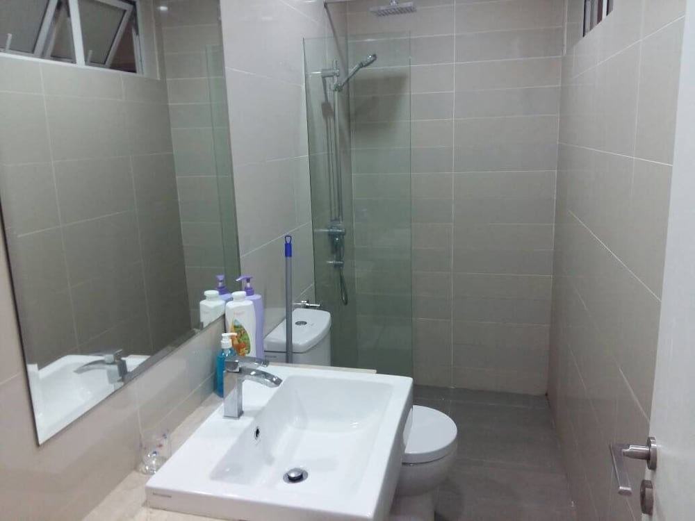 WTE Binjai 8 Suites