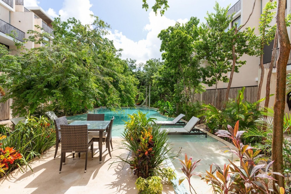 Luxurious Apartment in Lovely Complex With Dreamy Gardens Yoga Terrace Hammocks Swimming Pool