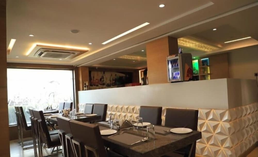 J.D HOTEL