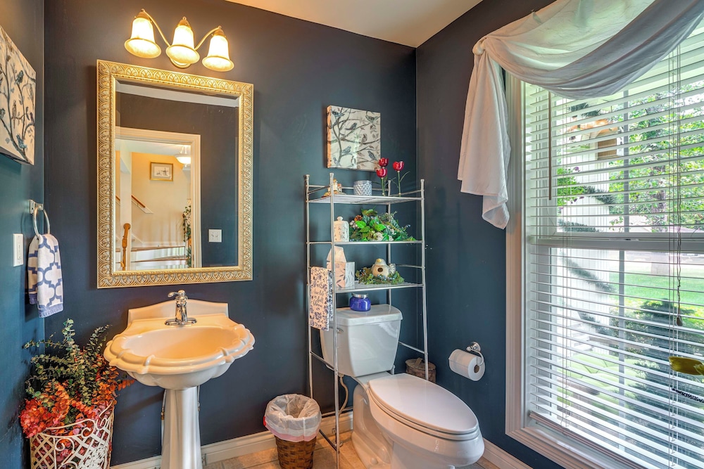 15 Mi to Louisville: Family Home w/ Private Yard!