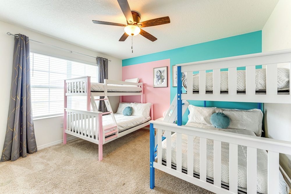 10 Mi to Disney World: Oasis w/ Resort Amenities!