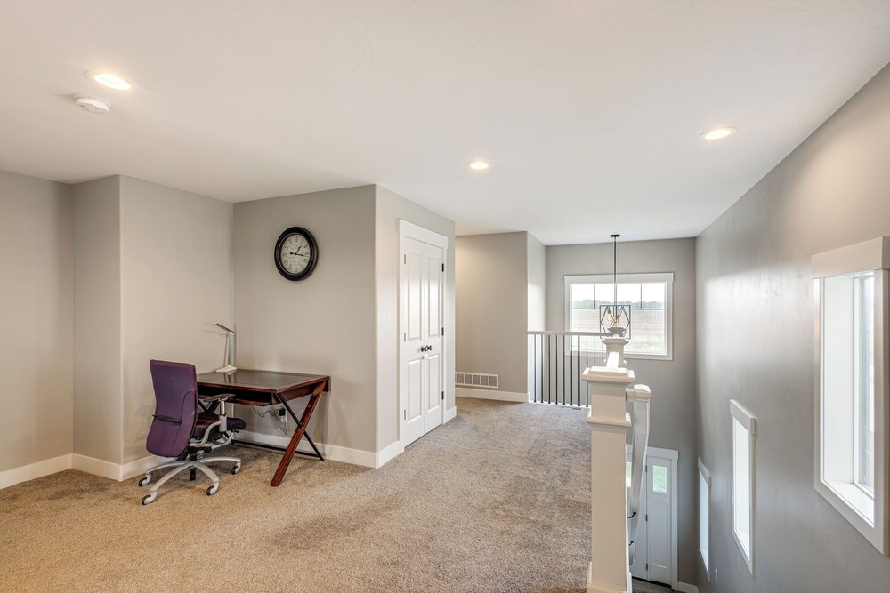 4 Mi to Snake River: Family Home w/ Yard in Rigby