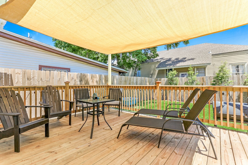 New Orleans Vacations - Renovated Historic 4BR House Near Magazine St  Uptown - Property Image 6