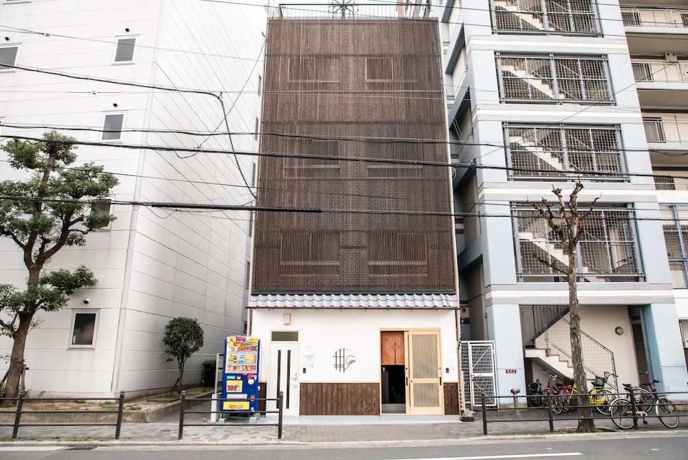 R-Guest Residence