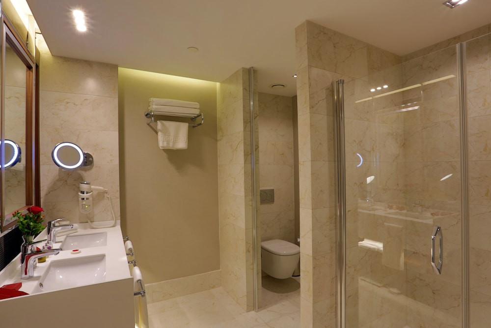 Grand Harilton Hotel - Image 19