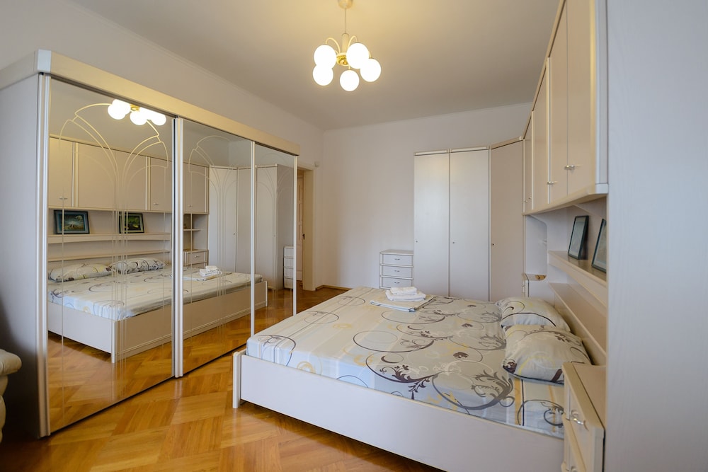 Kiev Accommodation Hotel Service