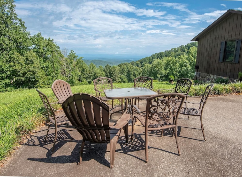 Private Cabin Blue Ridge Views Fireplace