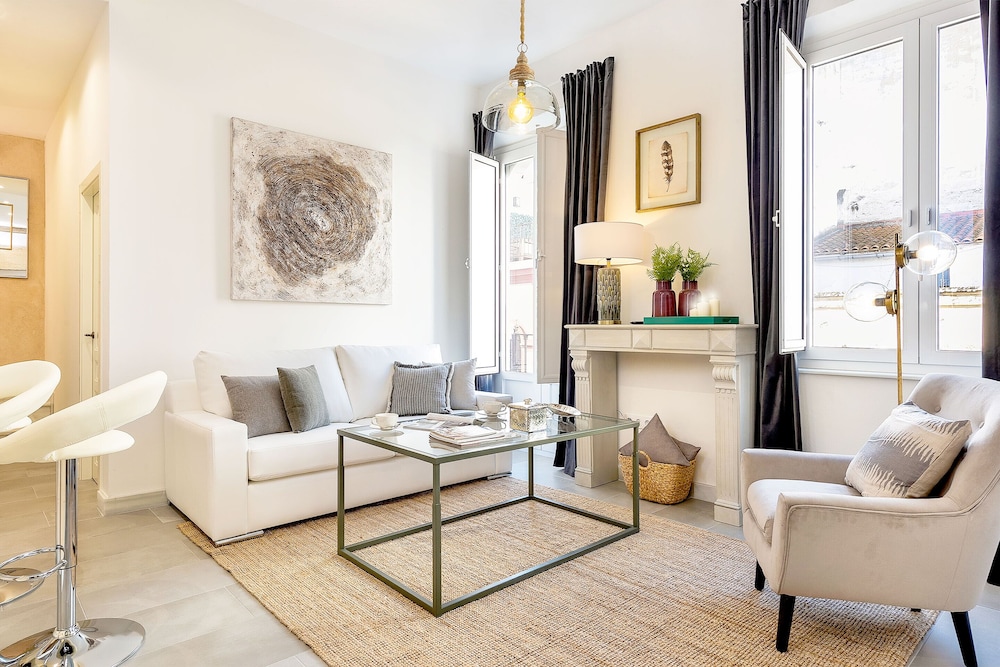 Genteel Home Galera III — Seville