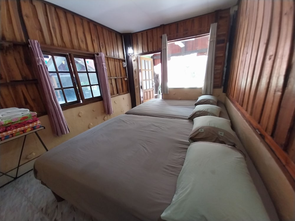 Bamboo River House Kaeng Krachan