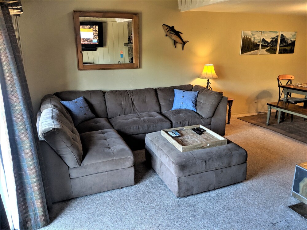 Snow Summit Townhouse Rentals & Sales