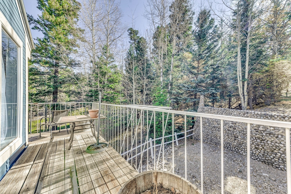 Cloudcroft Home w/ Fireplace Near Downtown! - Property Image 6