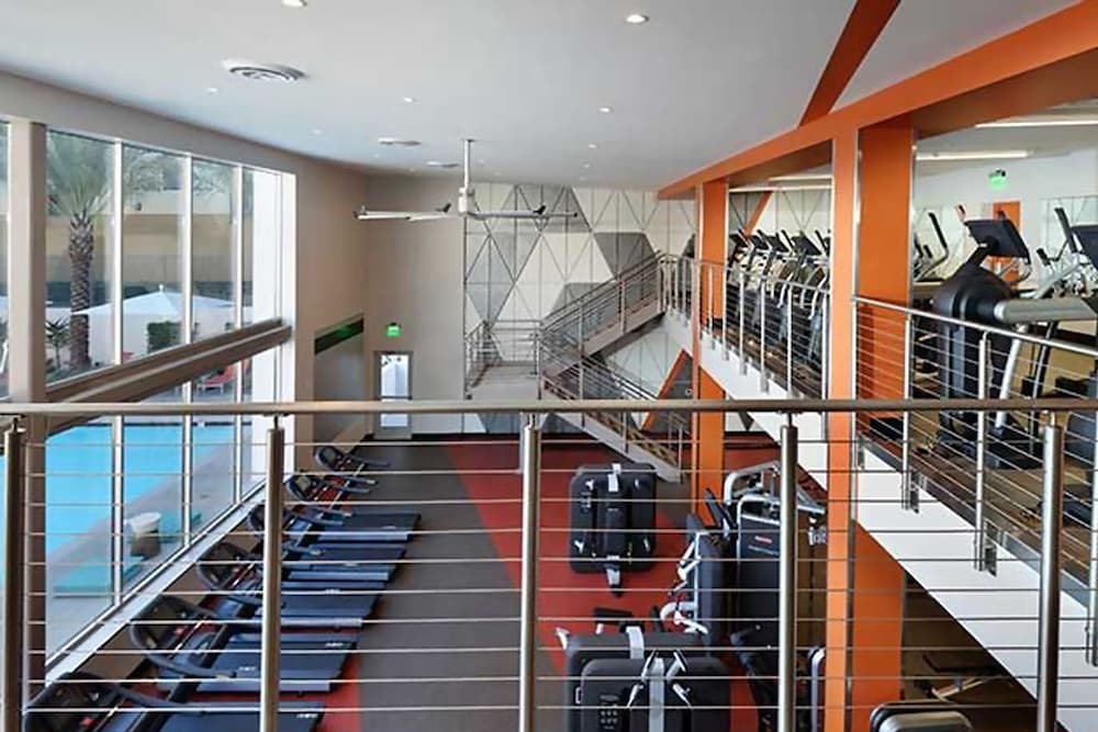 Studio City Universal Apartments