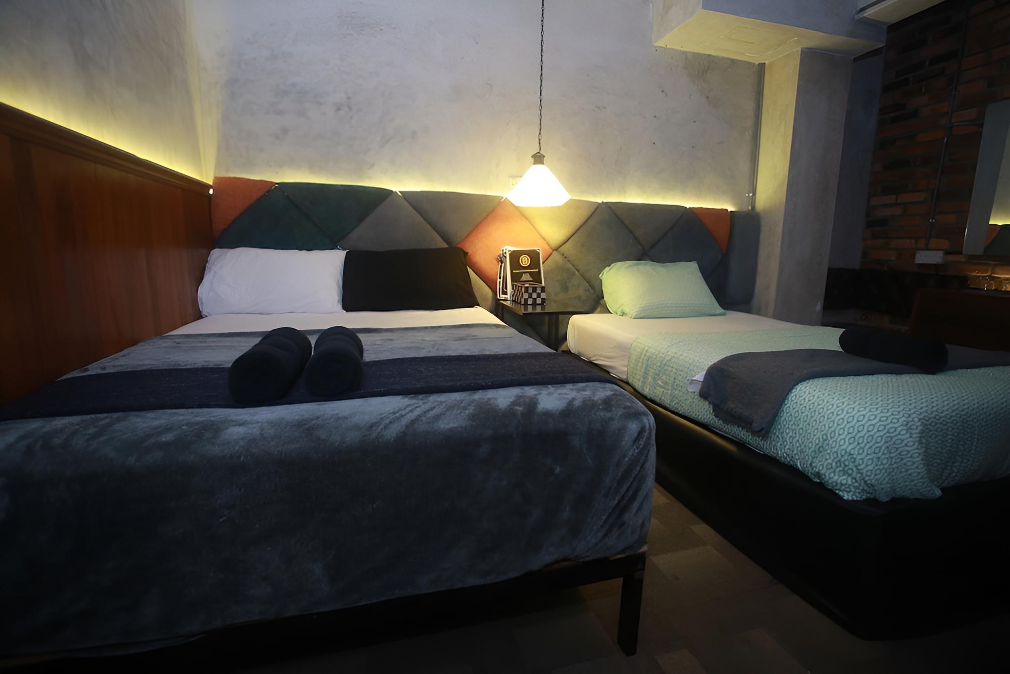 Bunker Hotel & Restaurant
