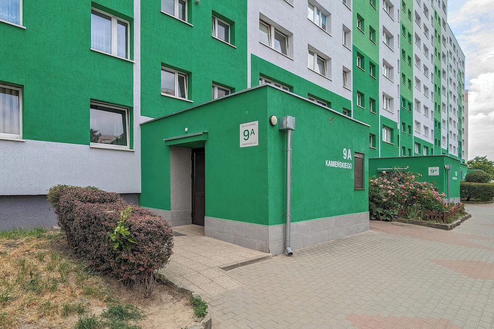 Studio for 4 Guests Gdansk by Renters view 4