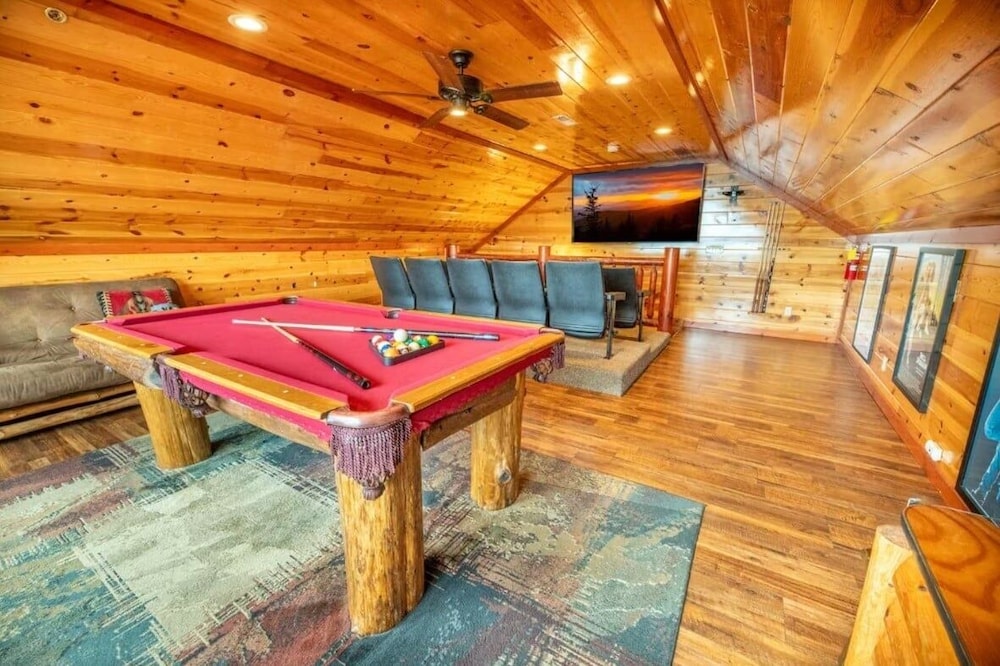 The Only Tenisee 4 Bedroom Cabin