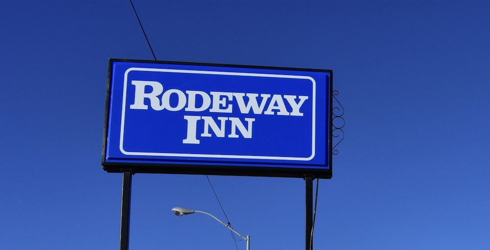 Rodeway Inn Terre Haute near University