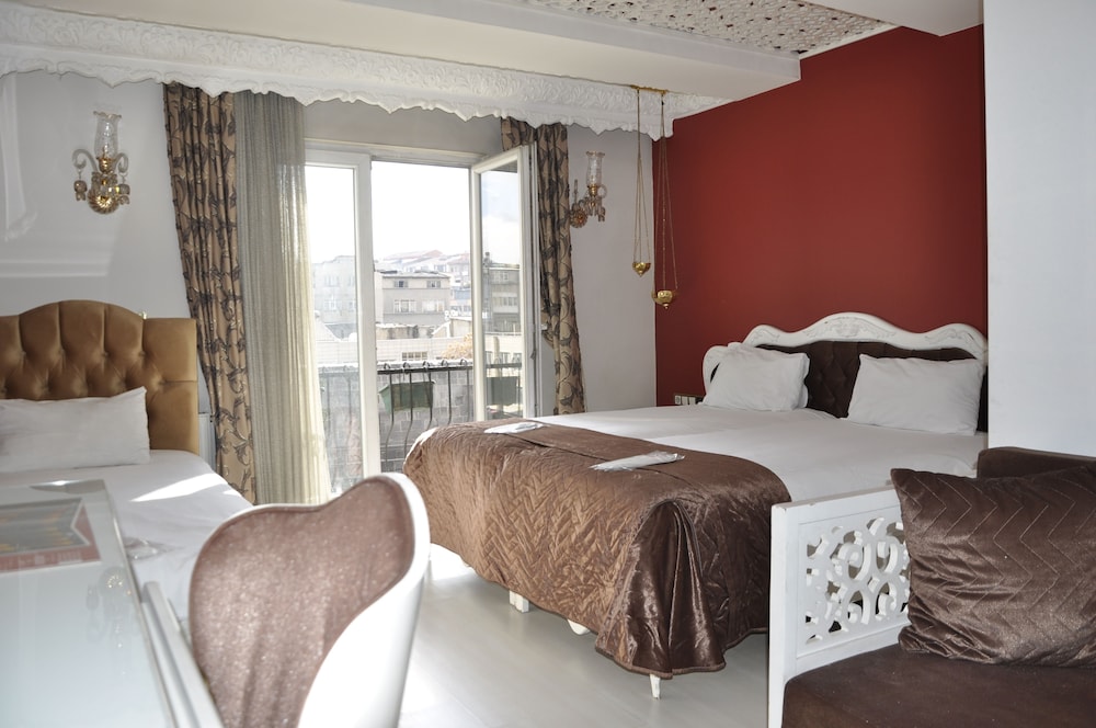 Azade Butik Otel