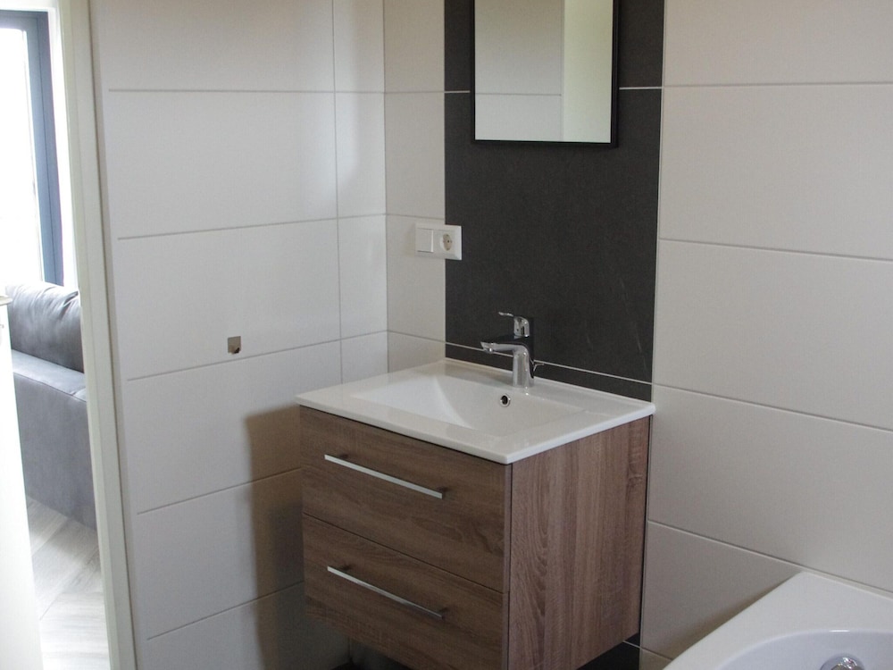 Beautiful Bungalow Near Alkmaar