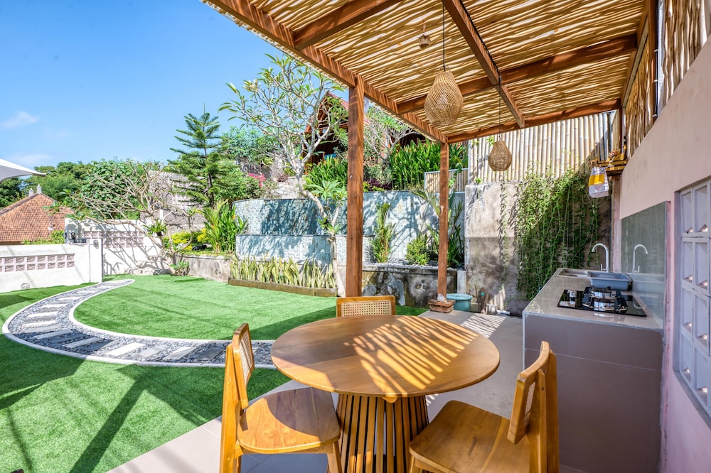 Adinata Villa by Suarga Collection