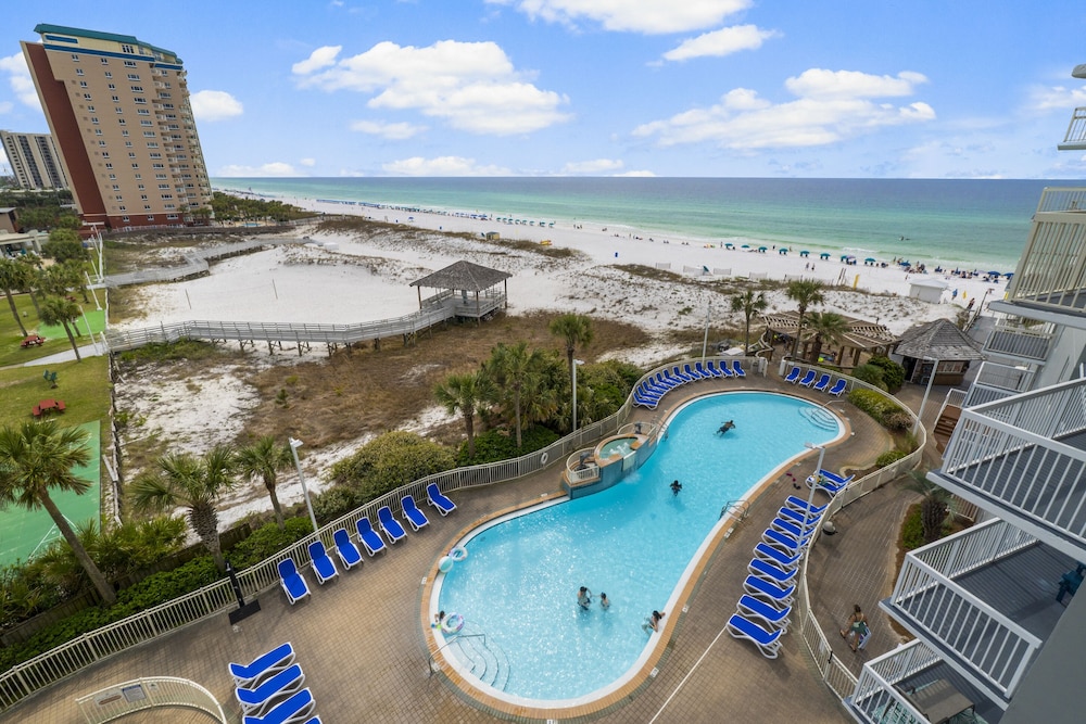 Pelican Beach Resort by Panhandle Getaways