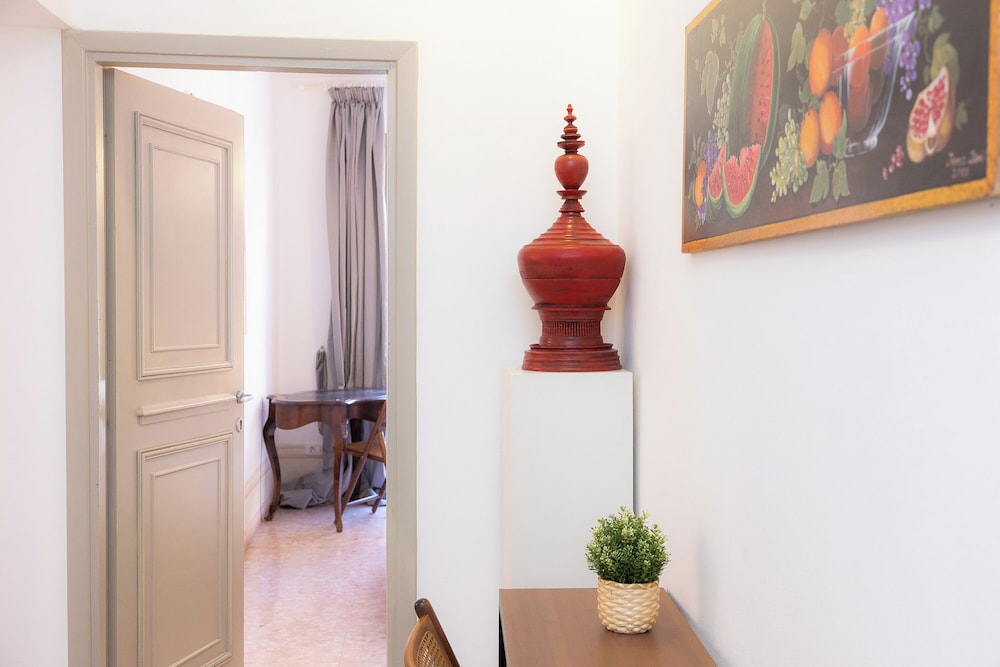 Angelico Apartment