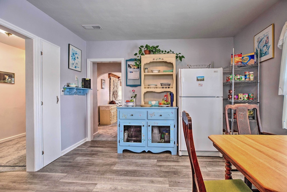 Cozy Cedarburg House - Walk to Historic Downtown!