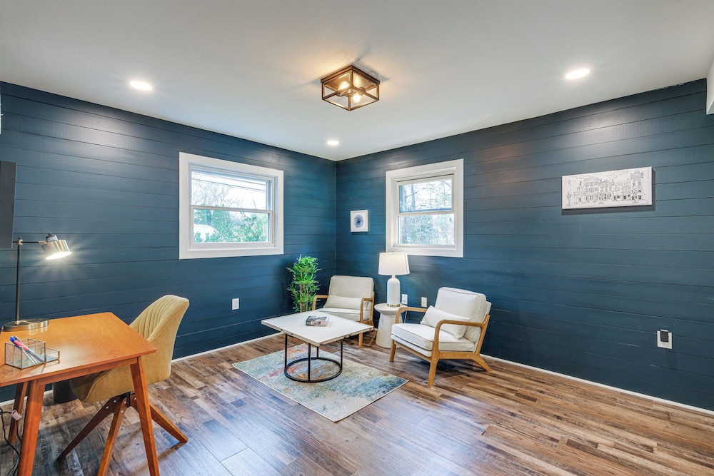 Upscale Family Retreat Near DC & Georgetown!