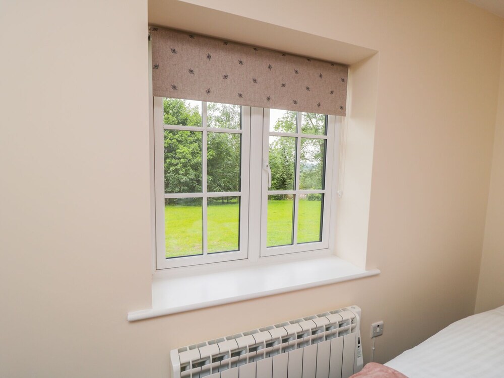 Ryedale Country Lodges - Hazel Lodge view 3