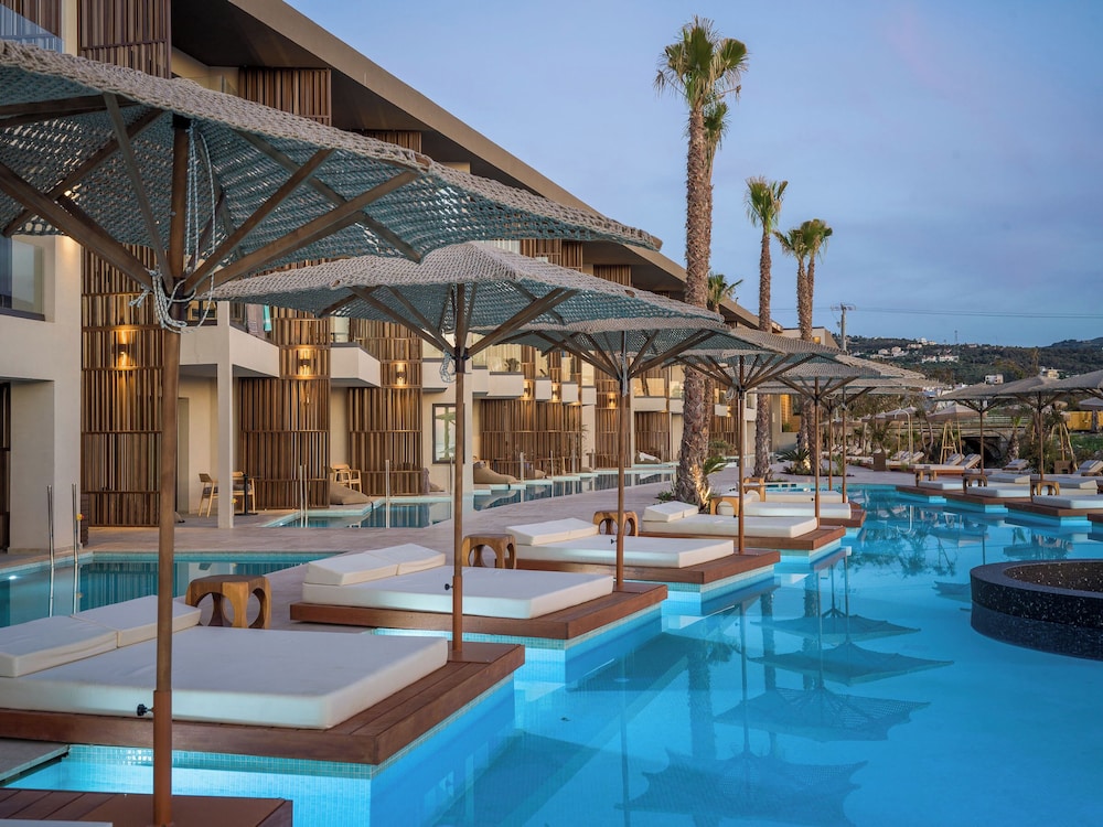 Nalu Resort & Spa