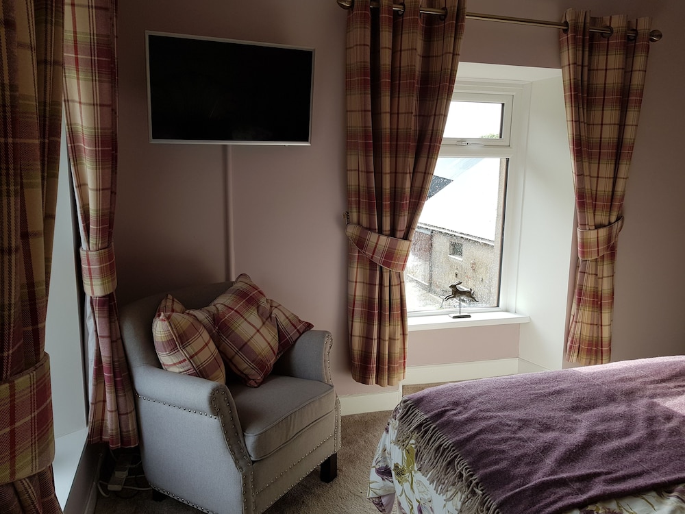 Beech Lane Farmhouse view 4