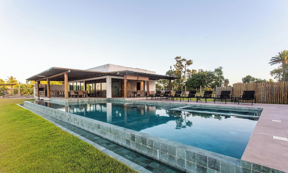 Condominium With Pool in Campinhos, Marau - Rves
