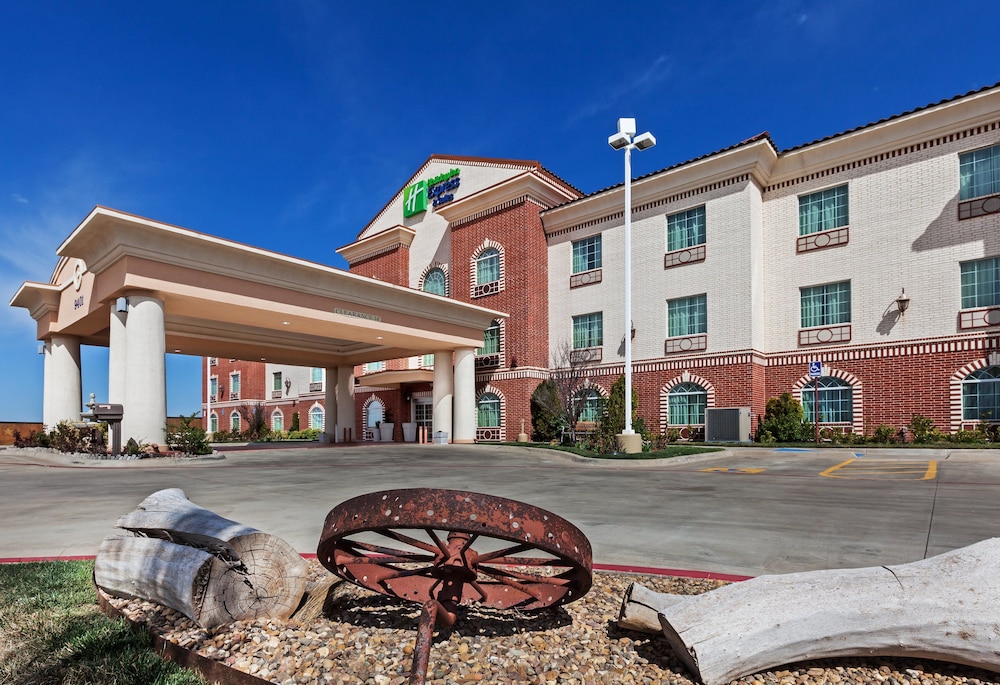 Hotel Holiday Inn Express & Suites East Amarillo, an IHG Hotel - Image 1