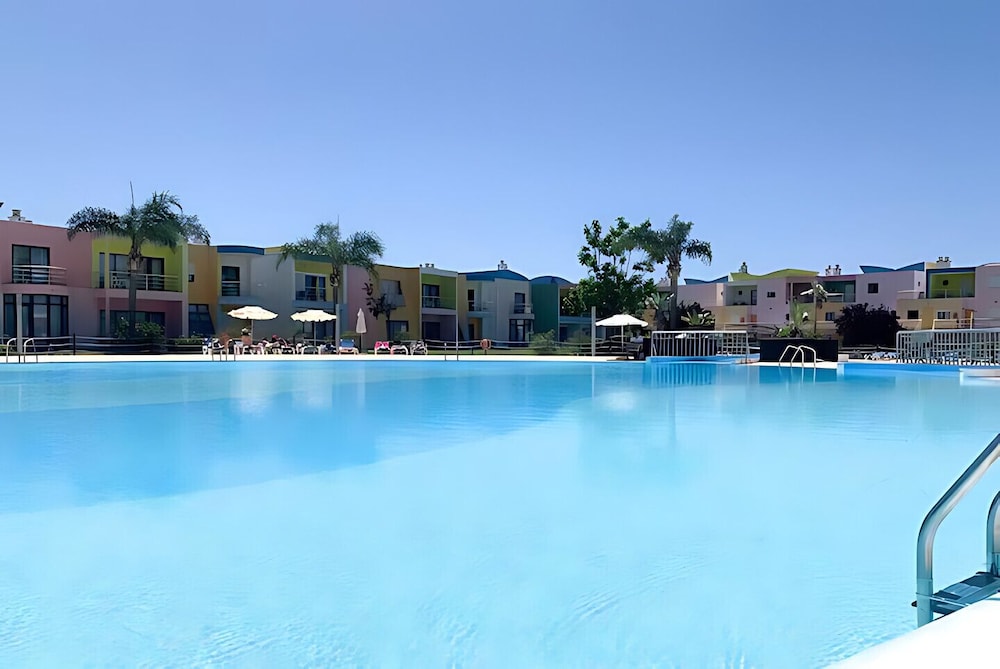 Marina Orada 1 Bedroom Apartment With Pool