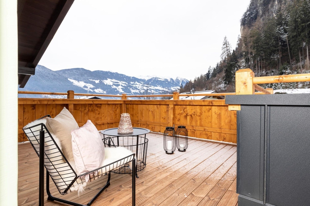 Penthouse in Zillertal Near Nature Park