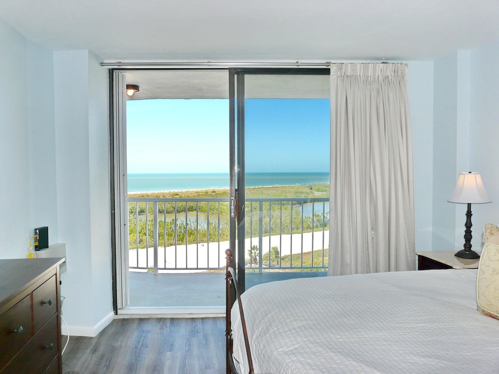 Breezy Beachfront Condo With Unmatched Views and Pool view 4