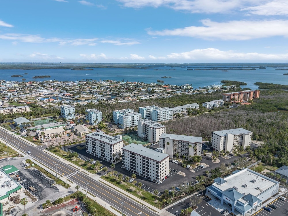 Estero Cove 523 - Beautifully Updated!! 2 Bedroom Condo by RedAwning view 2