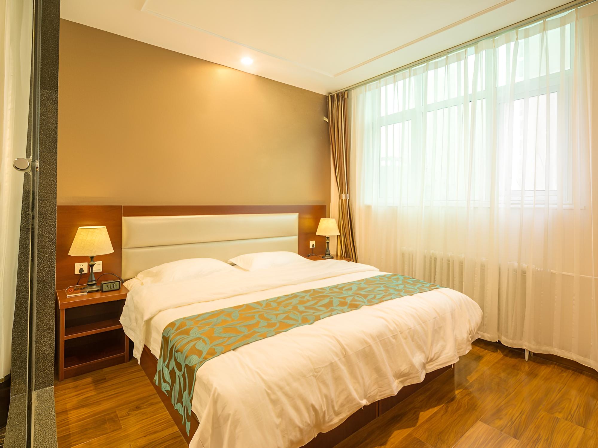 Hill Lily Hotel