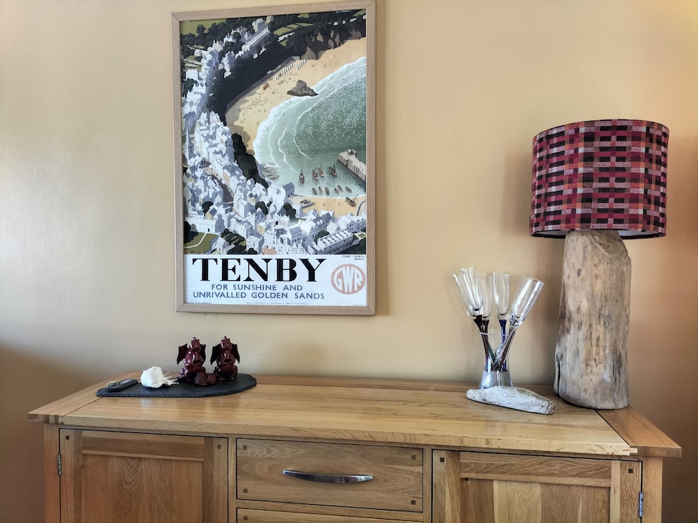 34 Freshwater Bay