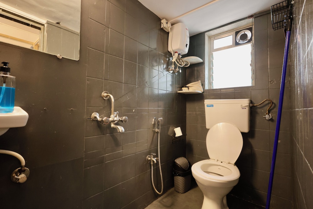Locomo Hostel Mini - 9 mins from airport