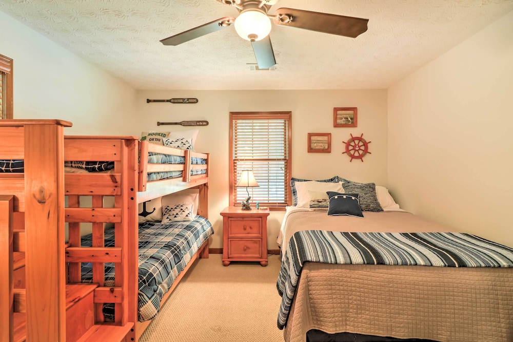 Waterfront West Point Lake Cabin w/ Private Dock! view 3