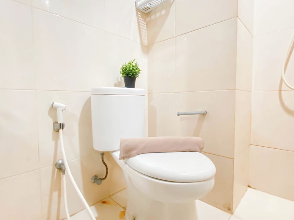 Simple Studio (No Kitchen) Near President University At Elvis Tower Apartment
