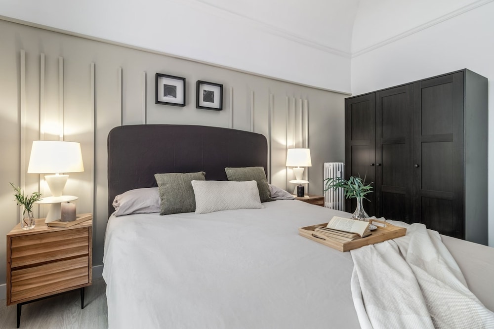 Paz - 4 Bedrooms and Terrace in Castellana